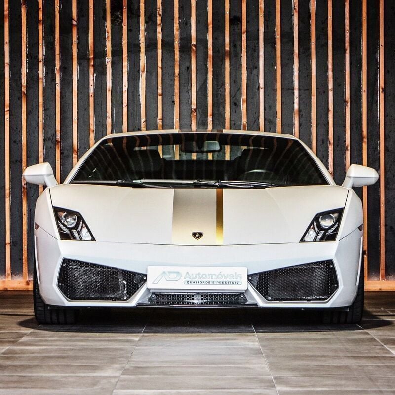 Branco Usado 2011 Lamborghini Gallardo Coupé | € 235.900 - Imagem 1/4