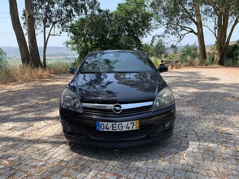 Usado 2007 Opel Astra GTC | € 4.200 (Preço justo) - Imagem 1/4