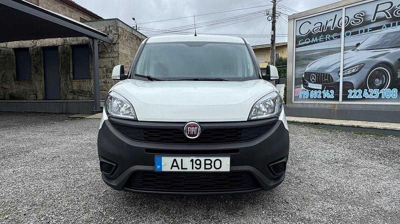 Usado Fiat Doblò 95 HP (69 kW) 2021 Branco Monovolume