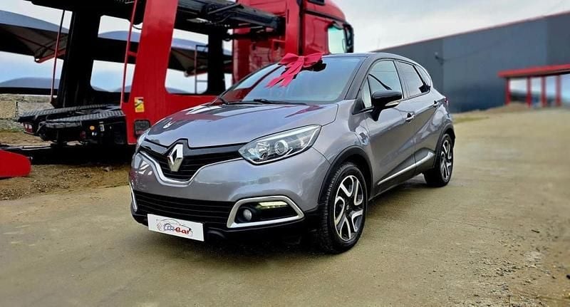 Cinzento Usado 2014 Renault Captur Intens SUV | € 9.500 (Bom preço) - Imagem 1/4