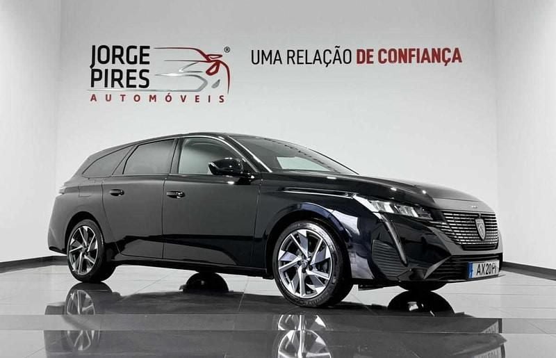 Usado Peugeot 308 SW 131 HP (96 kW) 2023 Preto Carrinha