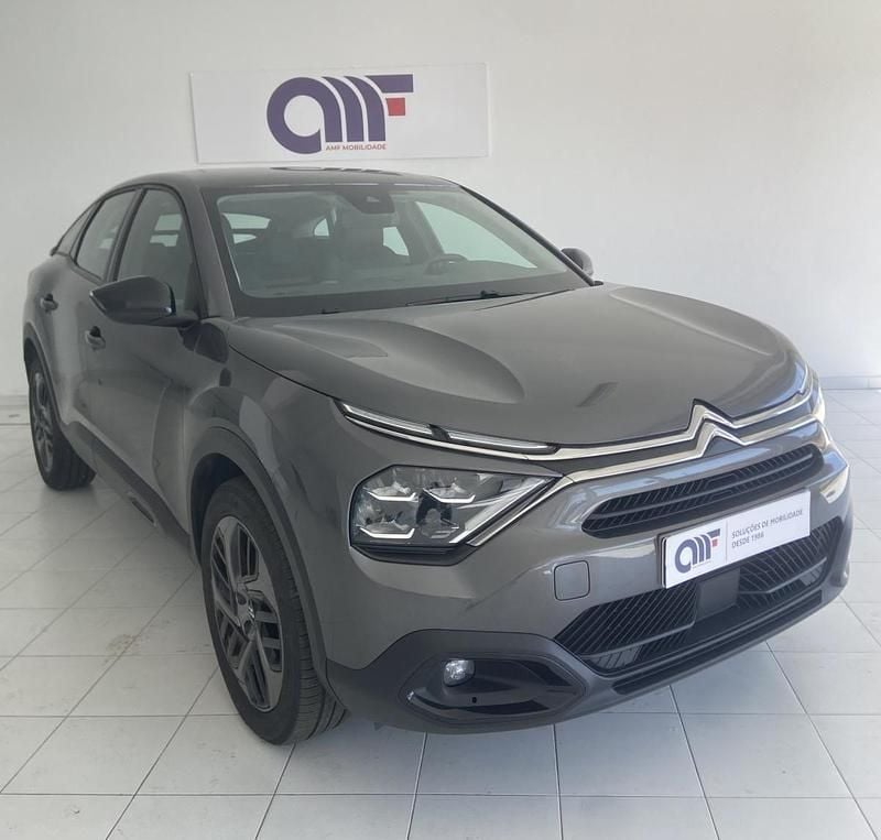 Cinza Usado 2024 Citroën C4 Feel | € 22.500 (Preço justo) - Imagem 1/4
