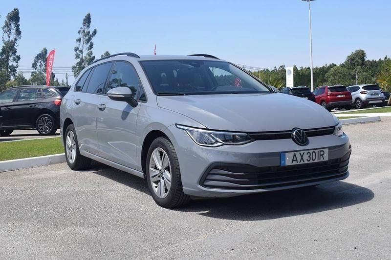 Cinzento Usado 2021 VW Golf VIII Carrinha | € 22.900 (Preço elevado) - Imagem 1/4