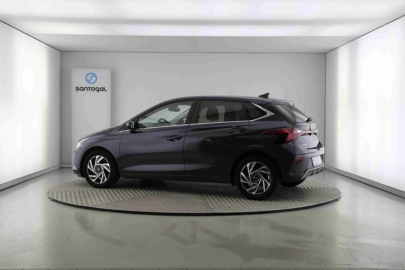 Usado Hyundai i20 Comfort 84 HP (61 kW) 2024 Cinzento Citadino