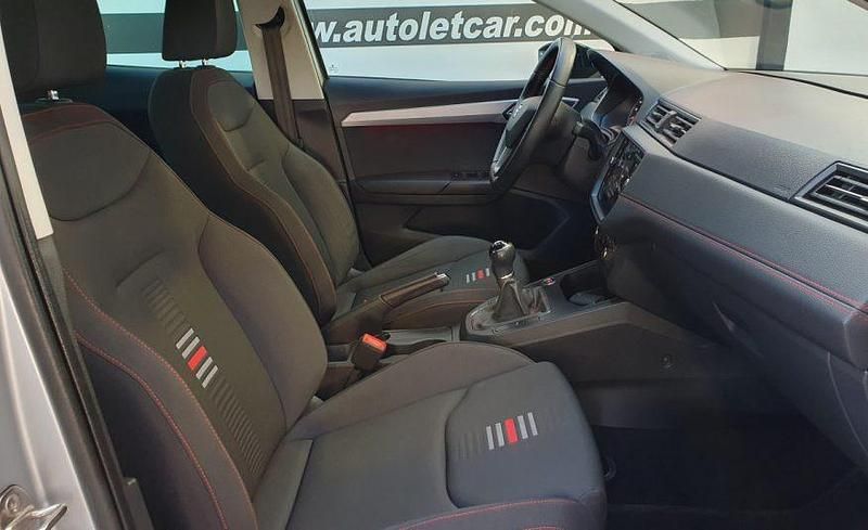 Usado Seat Ibiza 95 HP (69 kW) 2019 Cinzento