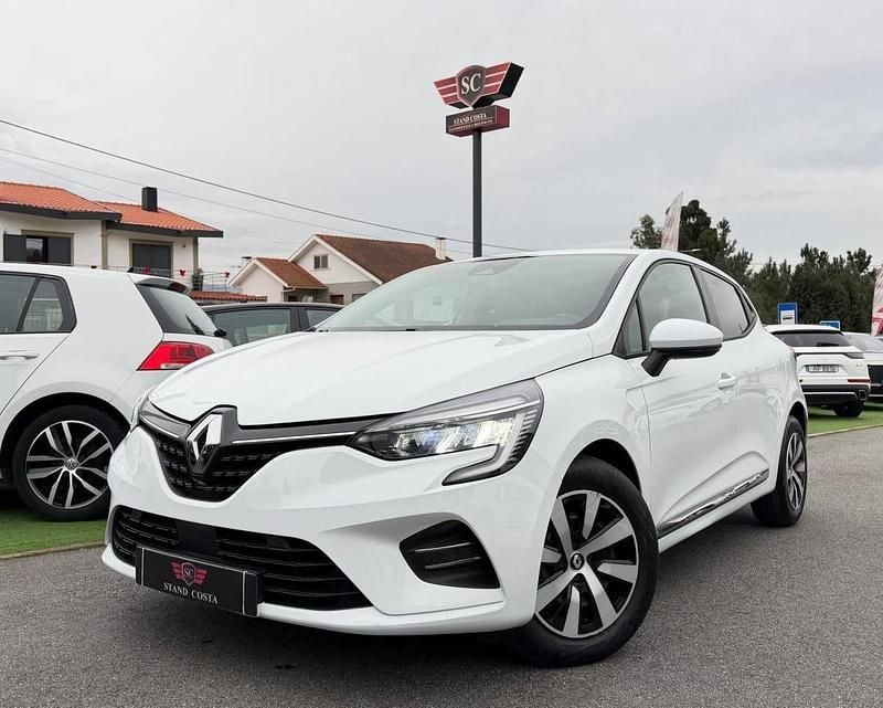 Branco Usado 2022 Renault Clio V Evolution | € 15.450 (Bom preço) - Imagem 1/4