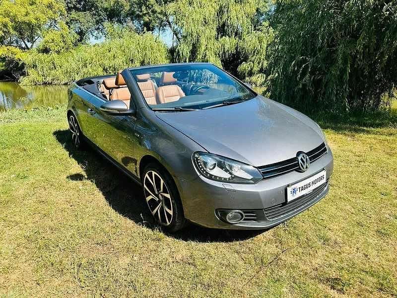 Usado VW Golf VII 143 HP (105 kW) 2013 Cinzento Cabrios