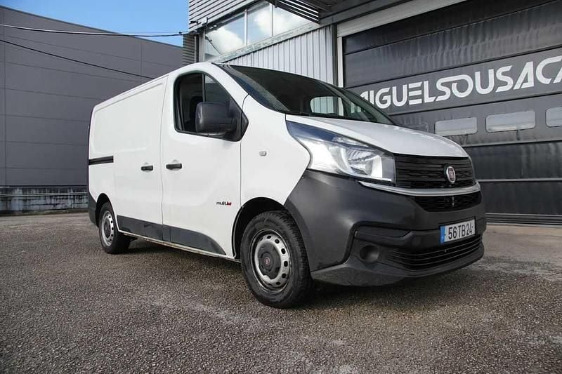 Usado Fiat Talento 116 HP (85 kW) 2017 Branco Monovolume