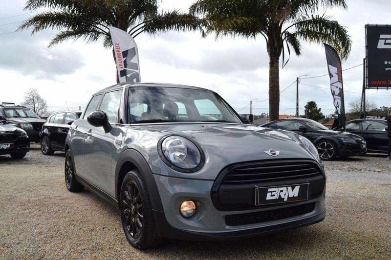 Cinzento (metalizado) Usado 2016 Mini ONE Citadino | € 14.900 (Bom preço) - Imagem 1/4
