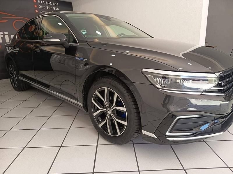 Usado VW Passat 218 HP (160 kW) 2020 Antracite