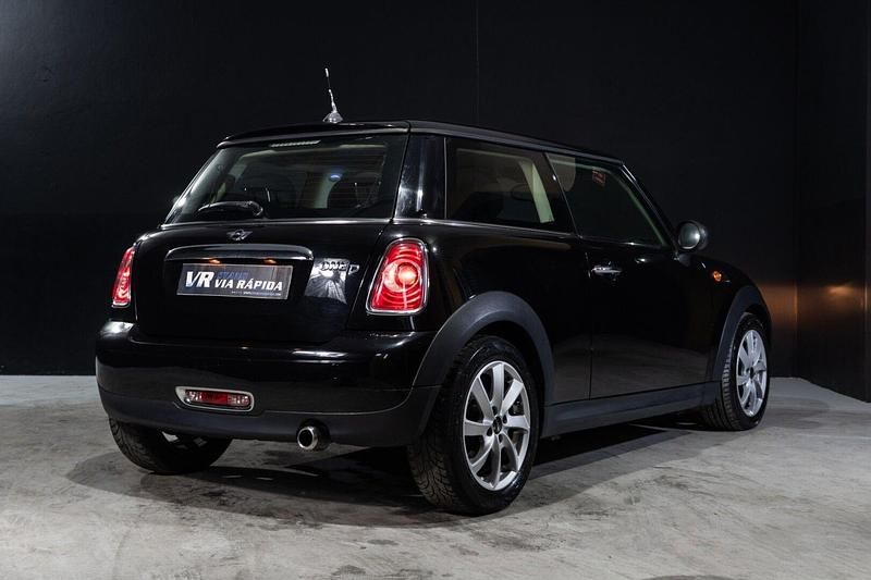 Usado Mini One D 90 HP (66 kW) 2010 Preto Citadino