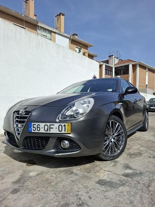Usado 2015 Alfa Romeo Giulietta Citadino | € 14.000 - Imagem 1/4