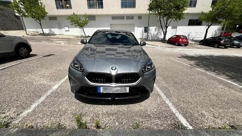 Usado BMW 118 136 HP (100 kW) 2024 Cinzento Citadino