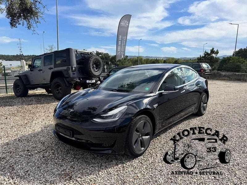 Preto Usado 2019 Tesla Model 3 Standard Range Sedan | € 21.500 (Bom preço) - Imagem 1/4