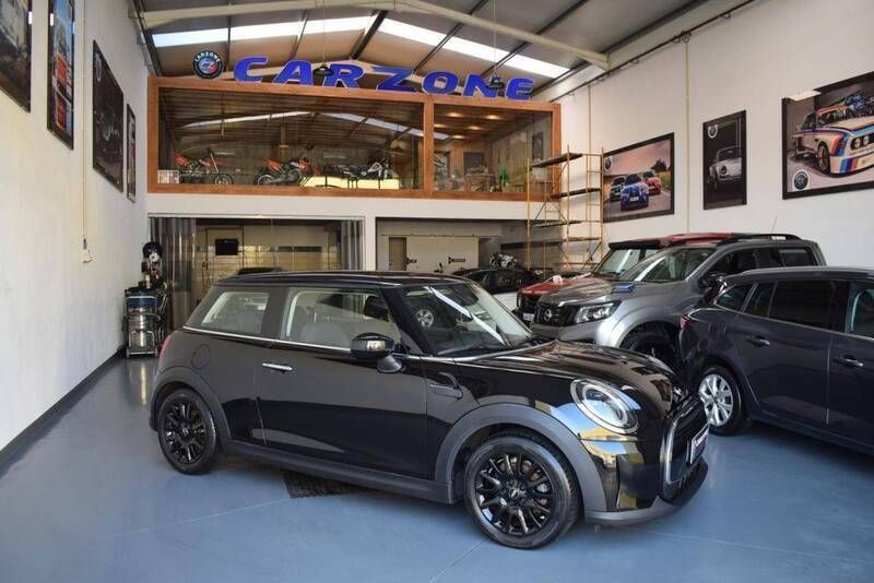 Preto Usado 2021 Mini Cooper Citadino | € 22.900 (Preço elevado) - Imagem 1/4