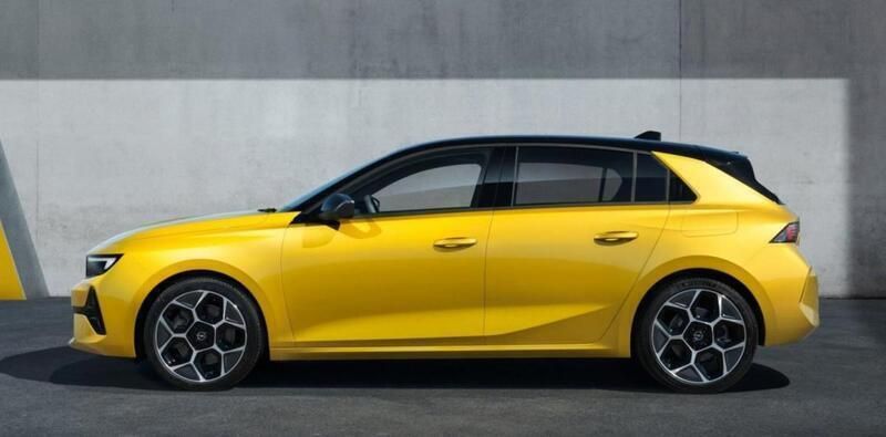 Usado Opel Astra Edition 114 kW (156 HP) 2023 Cinzento