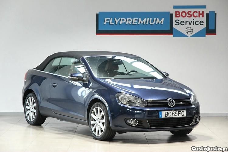 Usado VW Golf Cabriolet Exclusive 105 HP (77 kW) 2012 Azul Cabrios