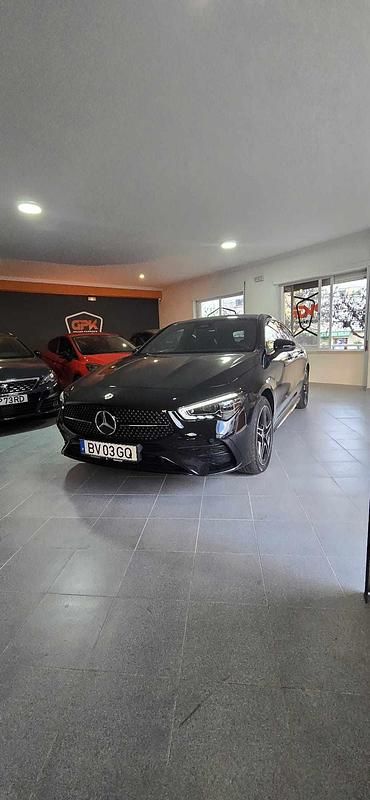 Usado Mercedes CLA250 218 HP (160 kW) 2024 Preto Sedan