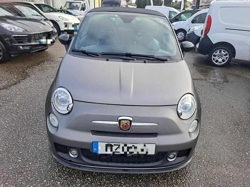 Usado Abarth 500C 140 HP (102 kW) 2012 Cinzento Cabrios
