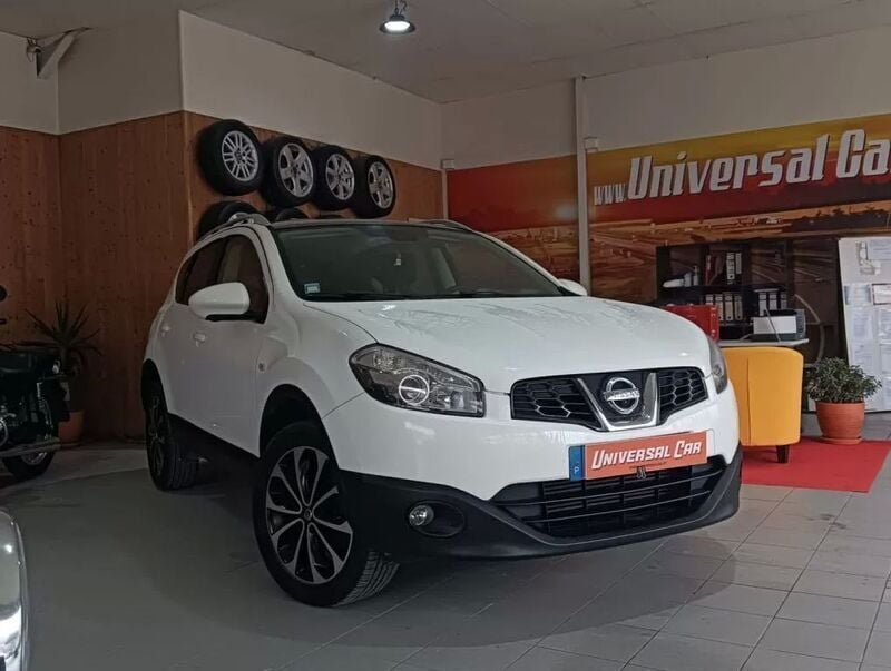 Branco Usado 2012 Nissan Qashqai Tekna SUV | € 11.900 (Preço elevado) - Imagem 1/4