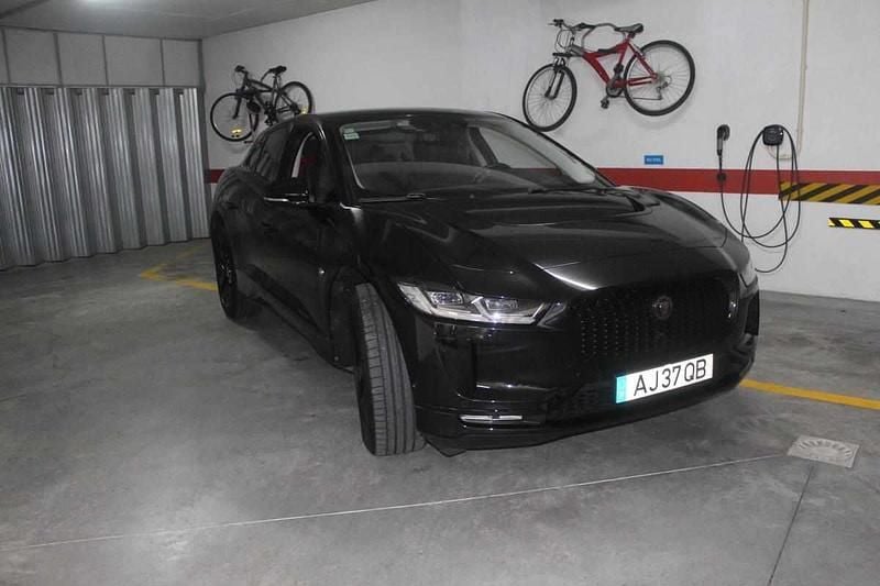 Preto Usado 2020 Jaguar I-Pace SUV | € 36.990 (Preço justo) - Imagem 1/4
