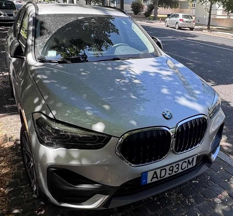 Cinzento Usado 2020 BMW X1 SUV | € 26.000 (Bom preço) - Imagem 1/4