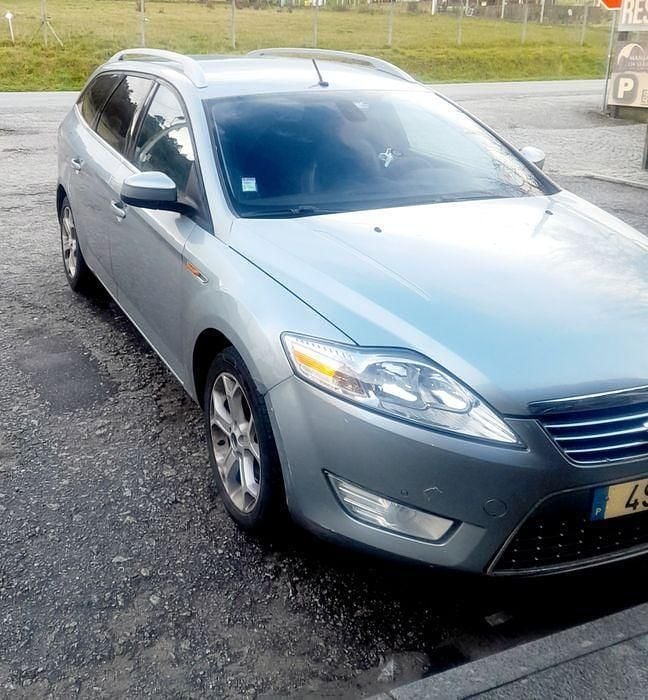Usado 2010 Ford Mondeo Sedan | € 6.000 - Imagem 1/4