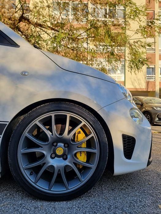 Usado Abarth 595 Competizione 180 HP (132 kW) 2017