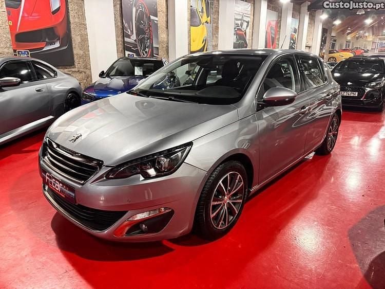Cinza Usado 2016 Peugeot 308 Active | € 8.790 (Bom preço) - Imagem 1/1