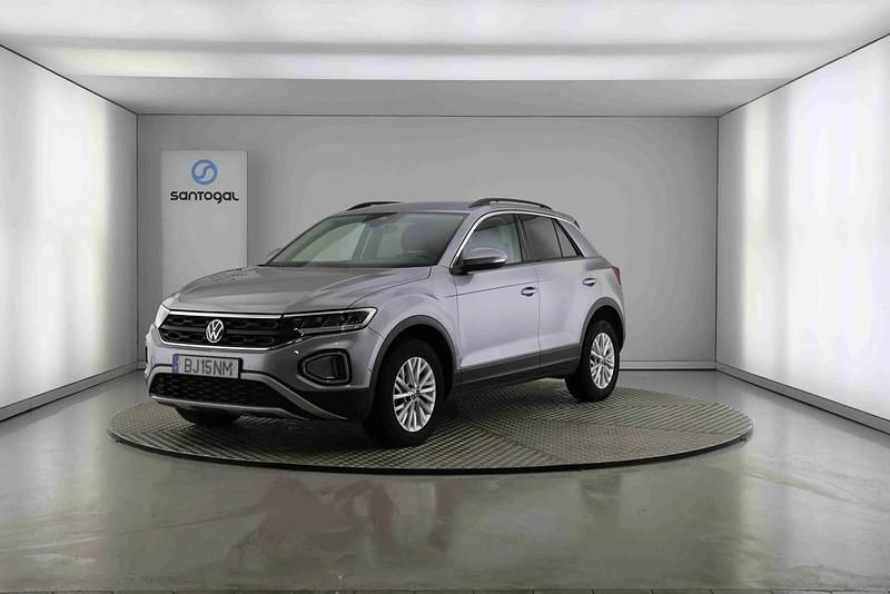 Usado VW T-Roc Life 110 HP (80 kW) 2024 Prateado SUV