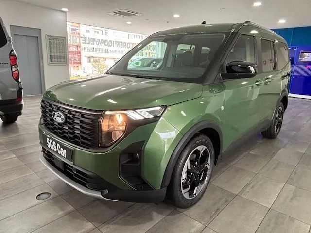 Verde Novo 2025 Ford Courier Active Monovolume | € 25.500 - Imagem 1/4