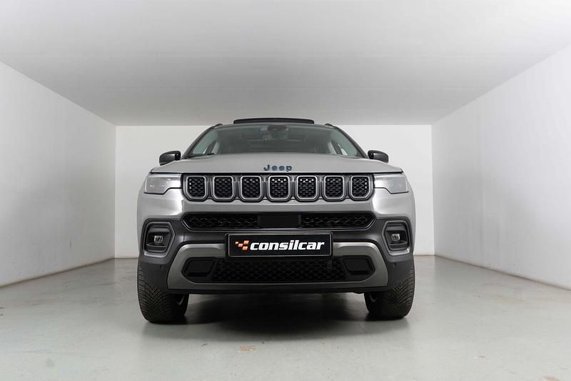 Usado Jeep Compass Trailhawk 240 HP (176 kW) 2023 Cinza SUV