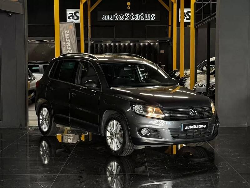 Cinzento Usado 2016 VW Tiguan SUV | € 16.990 (Preço justo) - Imagem 1/4