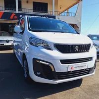 Branco Usado 2016 Peugeot Traveller Business-Line Monovolume | € 29.900 (Preço elevado) - Imagem 1/4