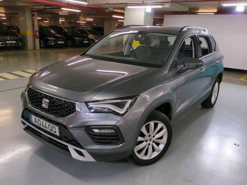 Cinzento Usado 2022 Seat Ateca SUV | € 22.990 (Preço elevado) - Imagem 1/4