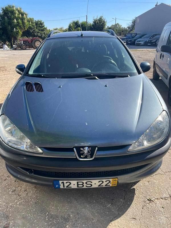 Cinzento Usado 2006 Peugeot 206 Carrinha | € 2.900 (Preço justo) - Imagem 1/4