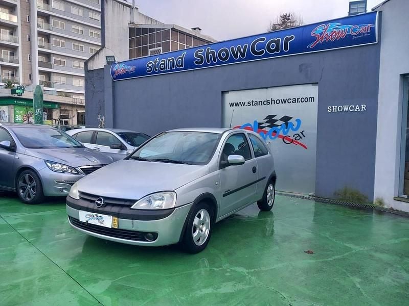 Cinzento Usado 2001 Opel Corsa | € 1.890 (Bom preço) - Imagem 1/4