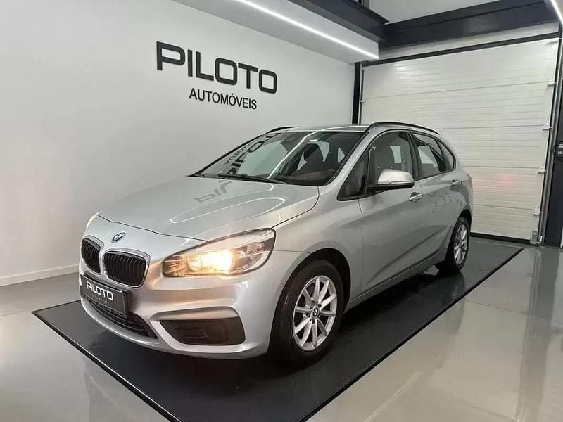 Cinza Usado 2017 BMW 216 Sport Line Carrinha | € 10.990 (Bom preço) - Imagem 1/4