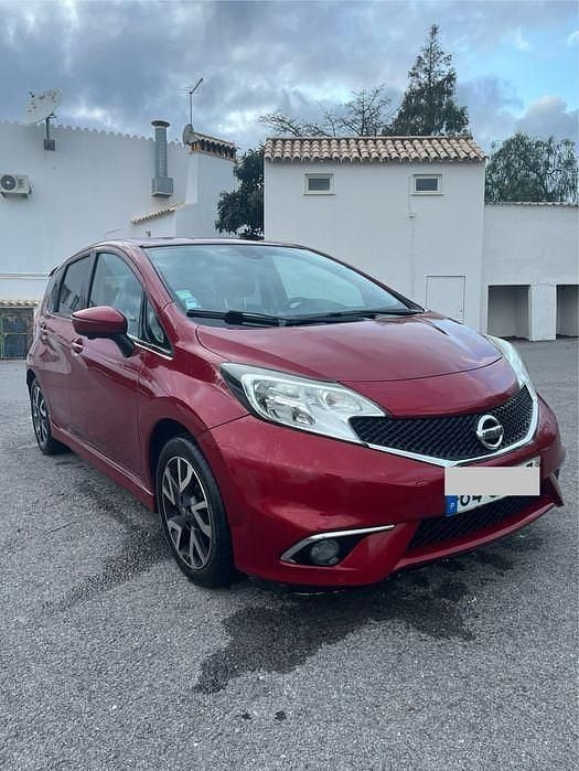 Usado Nissan Note Premium Edition 80 HP (58 kW) 2015 Sedan
