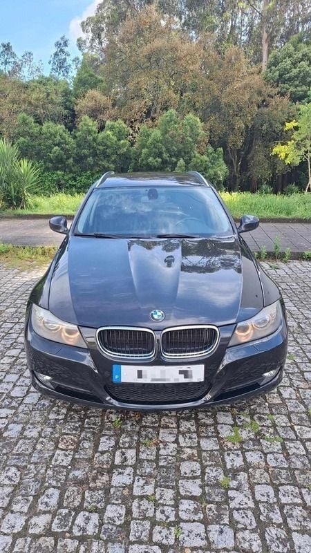 Preto Usado 2010 BMW 320 Carrinha | € 6.950 (Super Preço) - Imagem 1/4