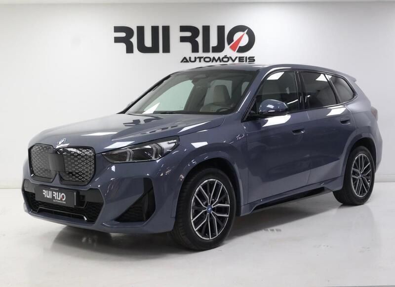 Cinzento Usado 2024 BMW iX SUV | € 48.900 (Super Preço) - Imagem 1/4
