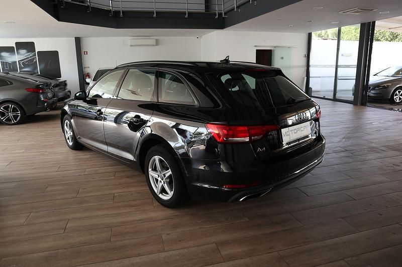 Usado Audi A4 150 HP (110 kW) 2019 Preto Carrinha