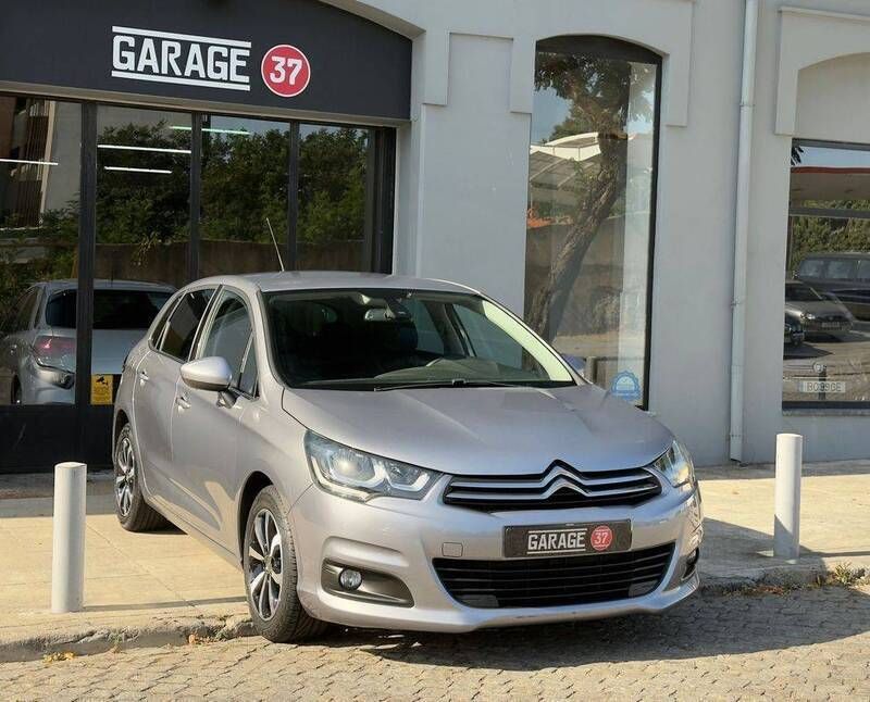 Cinzento Usado 2018 Citroën C4 | € 11.990 (Bom preço) - Imagem 1/4
