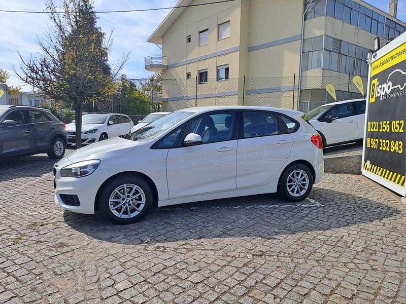 Usado BMW 216 Advantage 116 HP (85 kW) 2016 Branco Carrinha