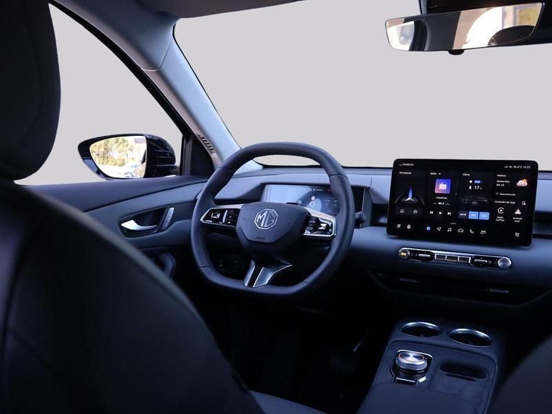 Novo MG ZS Luxury 169 kW (231 HP) 2025 Preto SUV