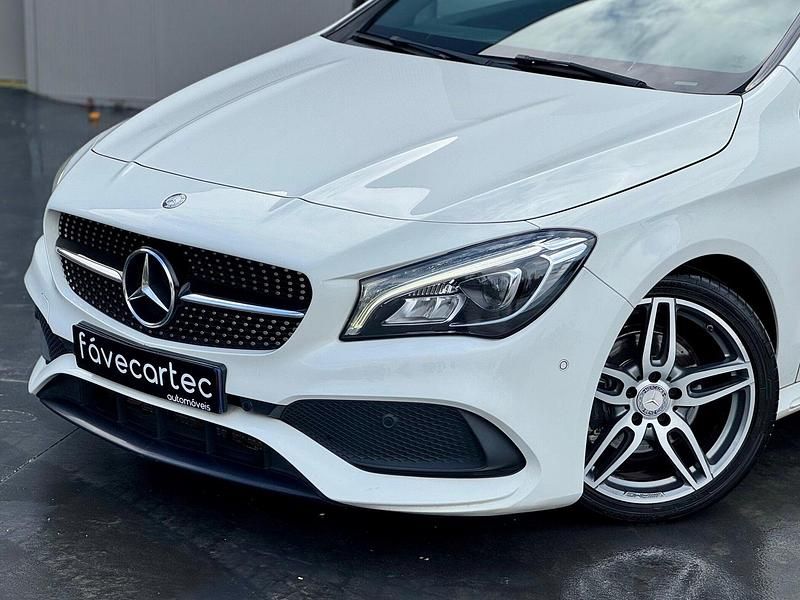 Usado Mercedes CLA180 AMG line 109 HP (80 kW) 2017 Branco Sedan