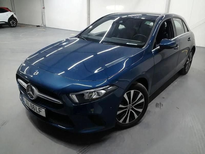 Usado Mercedes A250 Style 218 HP (160 kW) 2021 Azul Citadino
