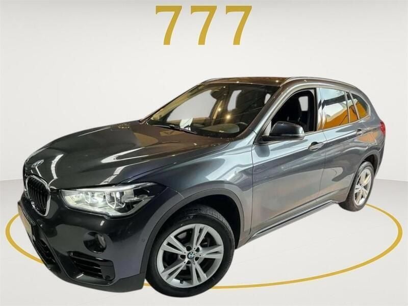 Cinzento Usado 2018 BMW X1 SUV | € 25.777 (Preço justo) - Imagem 1/4