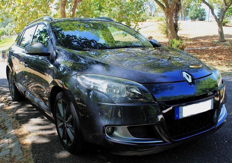Usado 2011 Renault Mégane GT Line GT-Line Sedan | € 6.000 (Preço justo) - Imagem 1/4