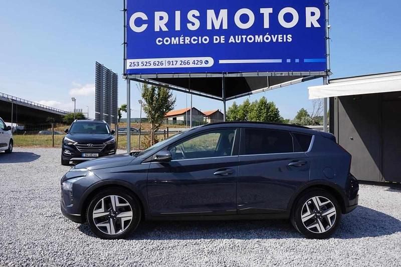Cinzento Usado 2022 Hyundai Bayon SUV | € 16.750 (Preço justo) - Imagem 1/4